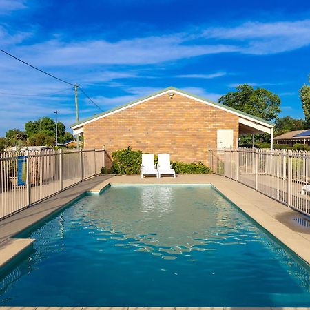 All Travellers Motor Inn Coonabarabran Extérieur photo