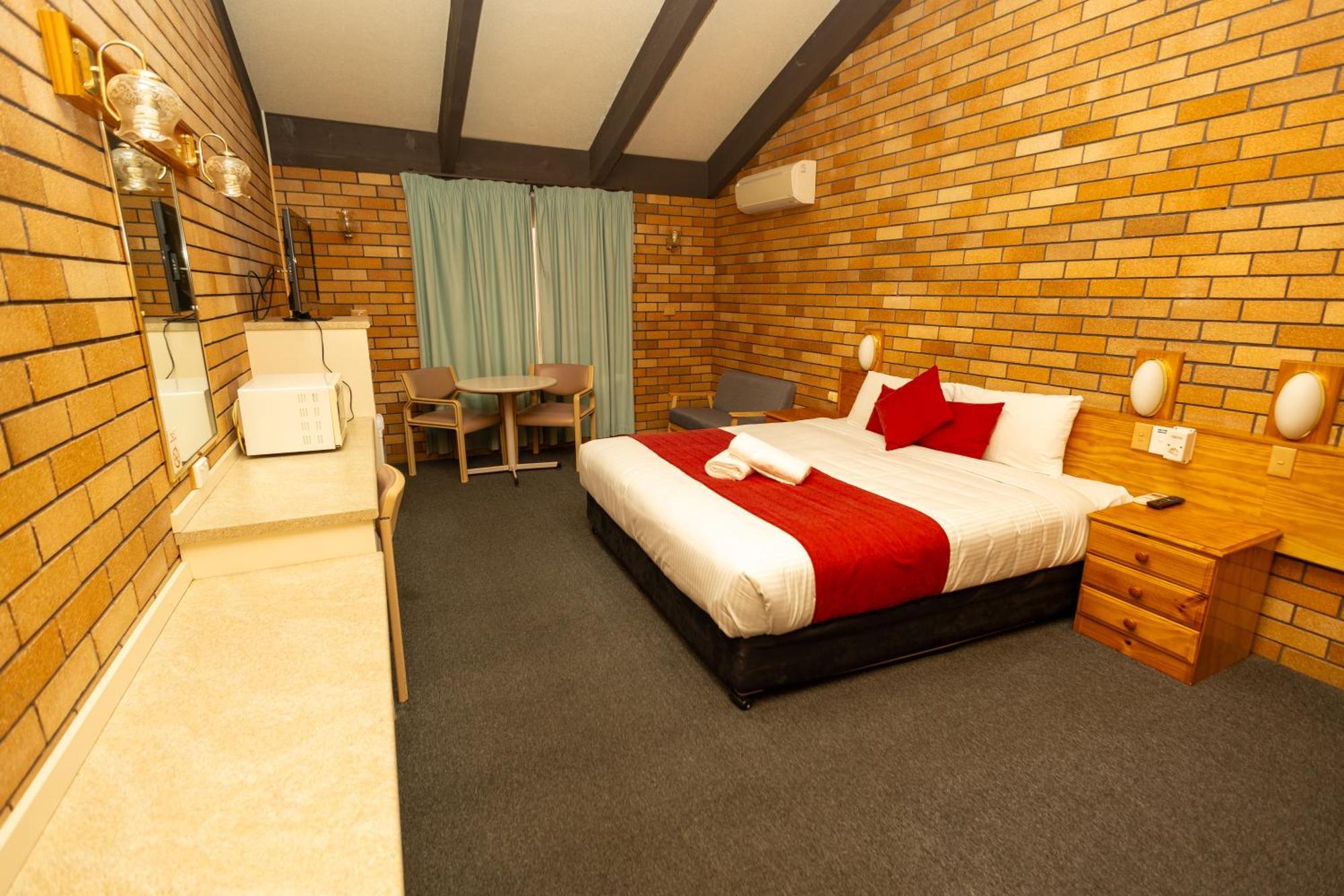 All Travellers Motor Inn Coonabarabran Extérieur photo